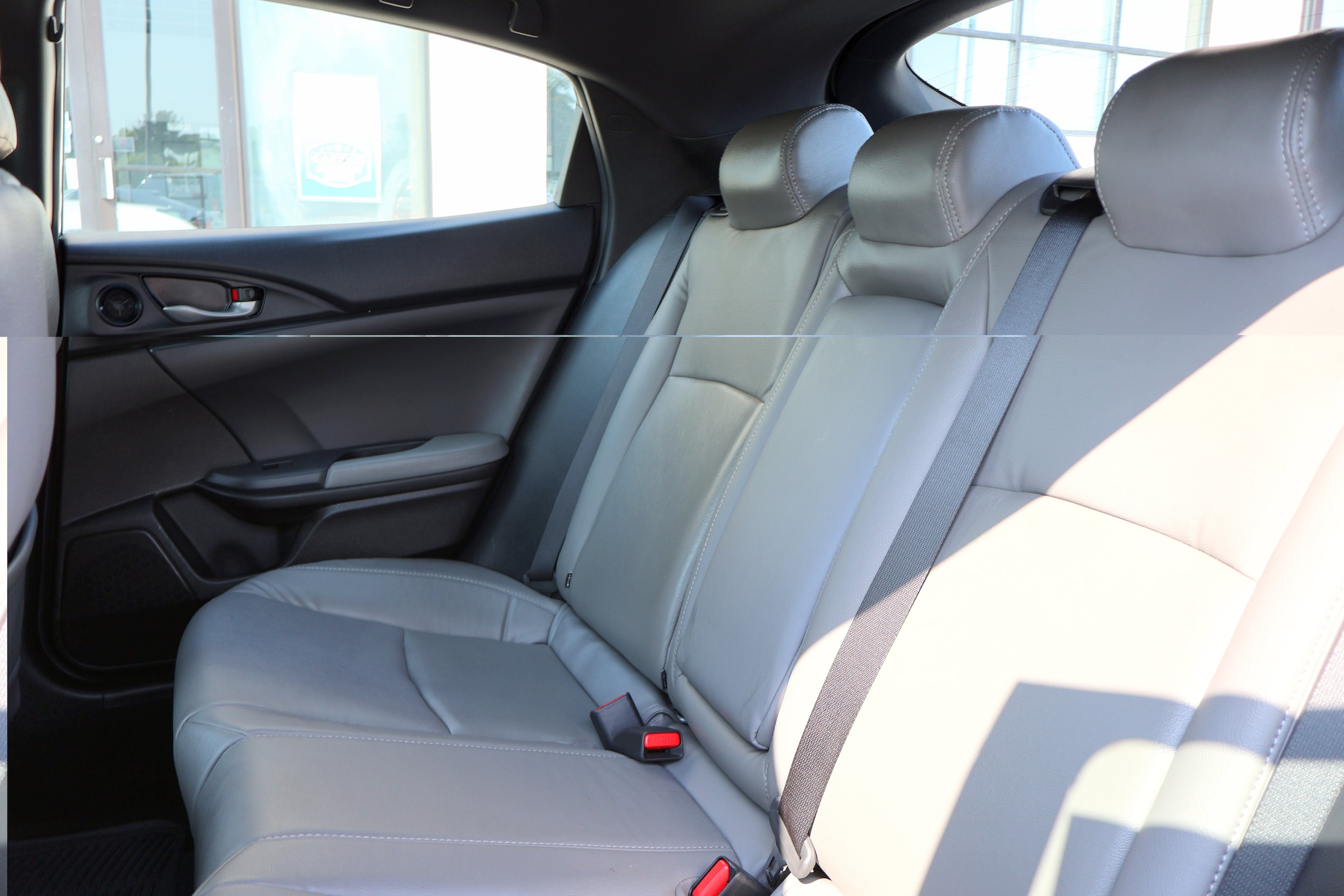 2019 Honda Civic Hatchback EX - Photo 27