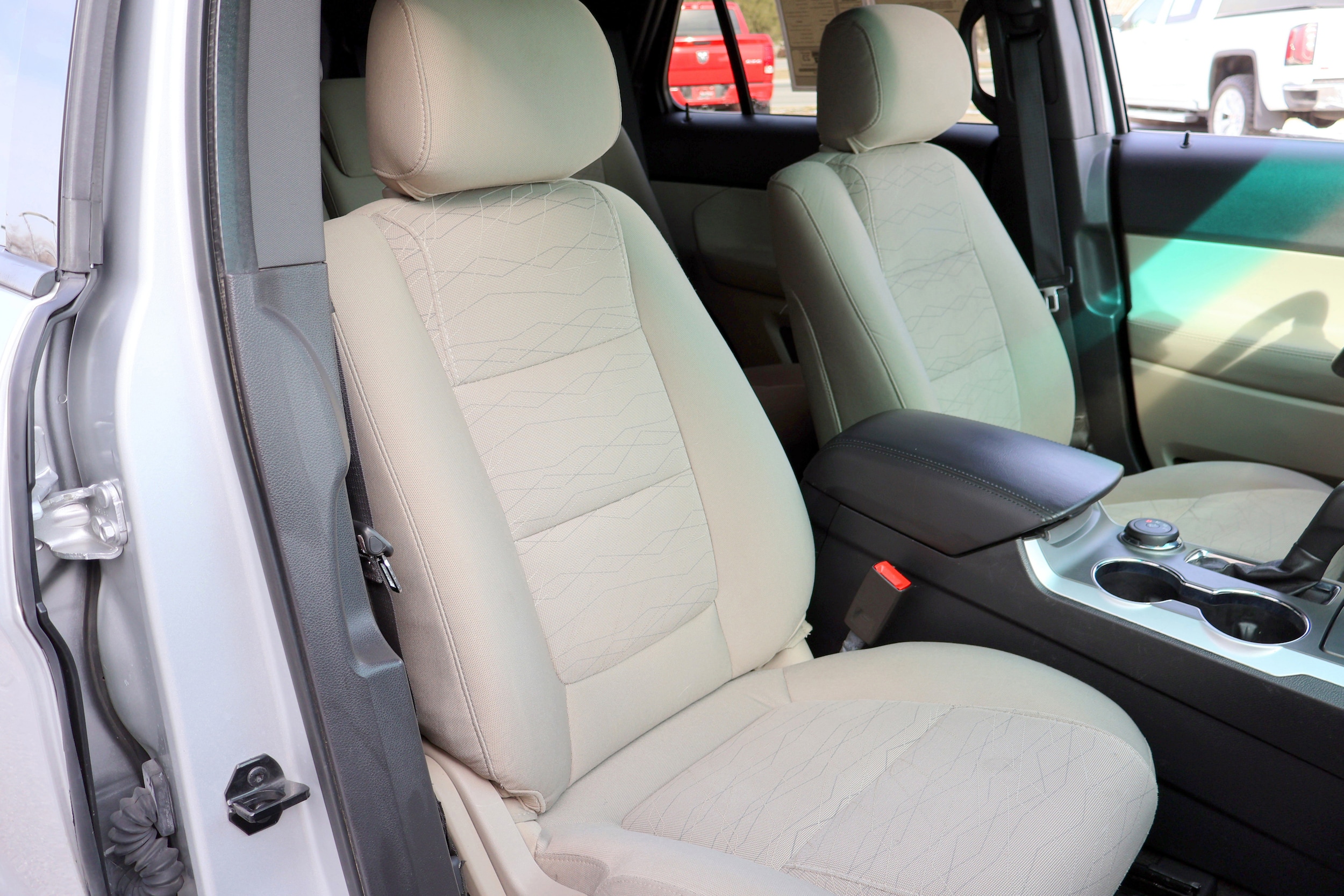 2015 Ford Explorer Base - Photo 11