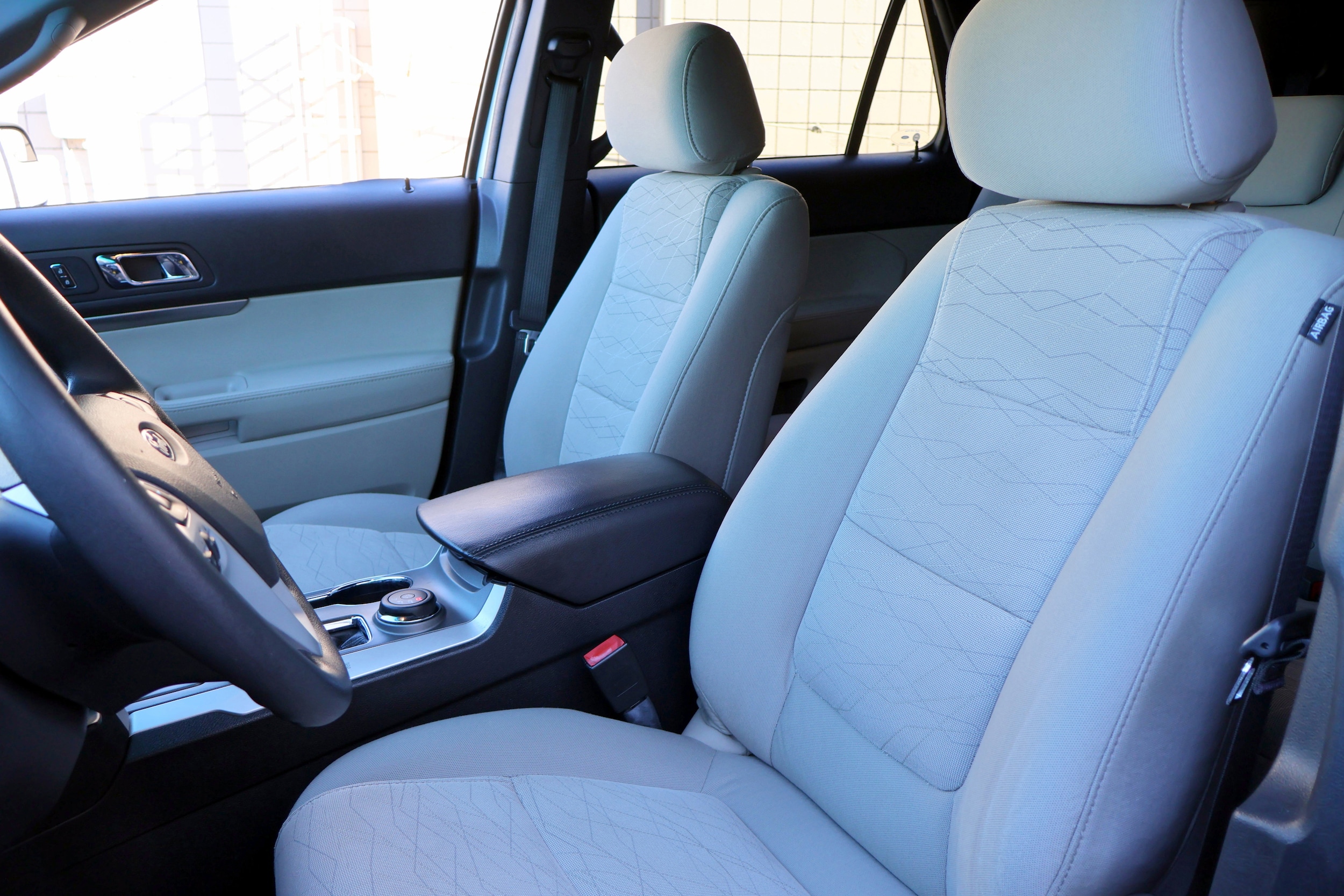 2015 Ford Explorer Base - Photo 11