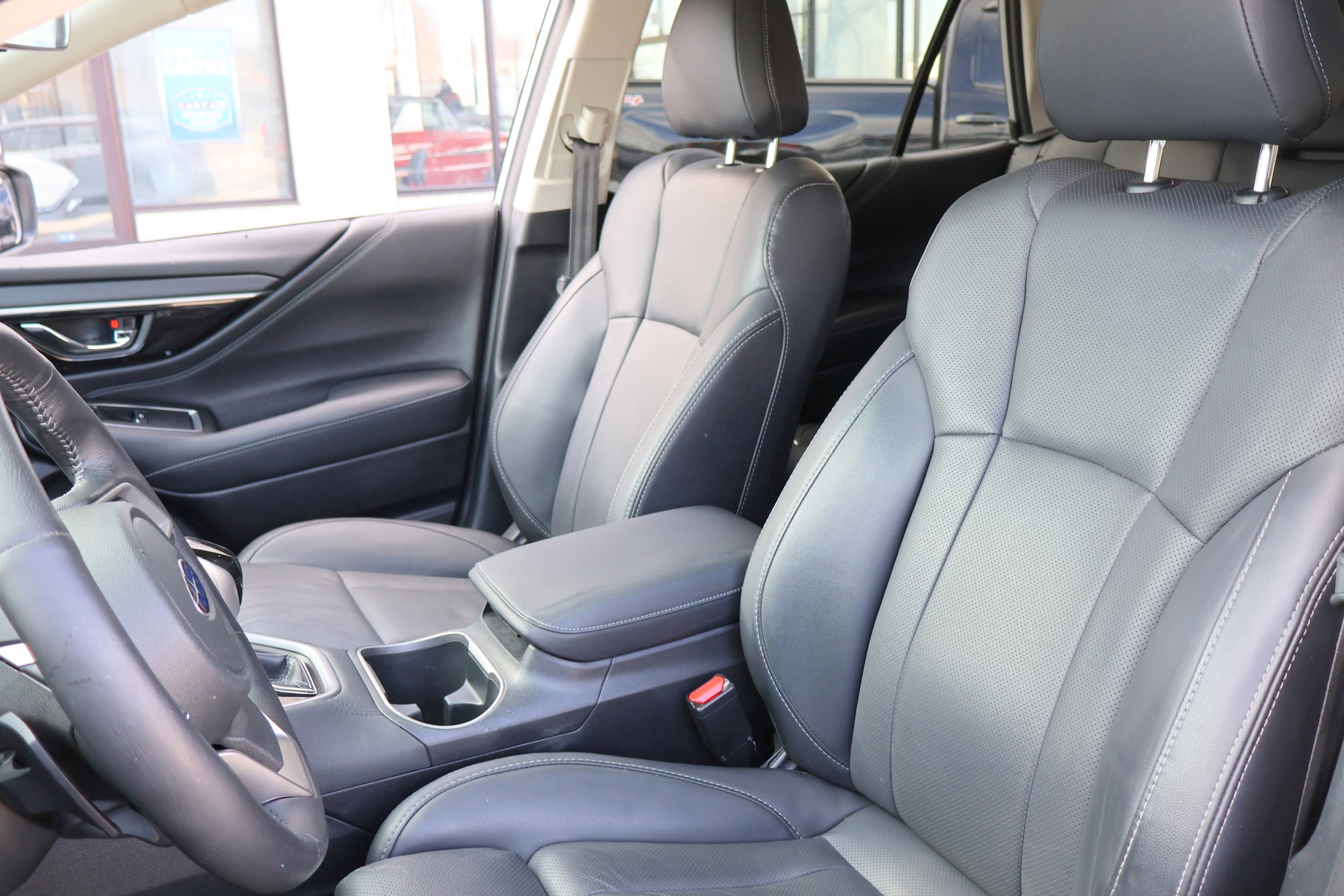 2022 Subaru Outback Limited - Photo 16