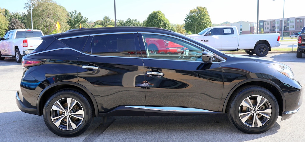 Used 2020 Nissan Murano SV SUV