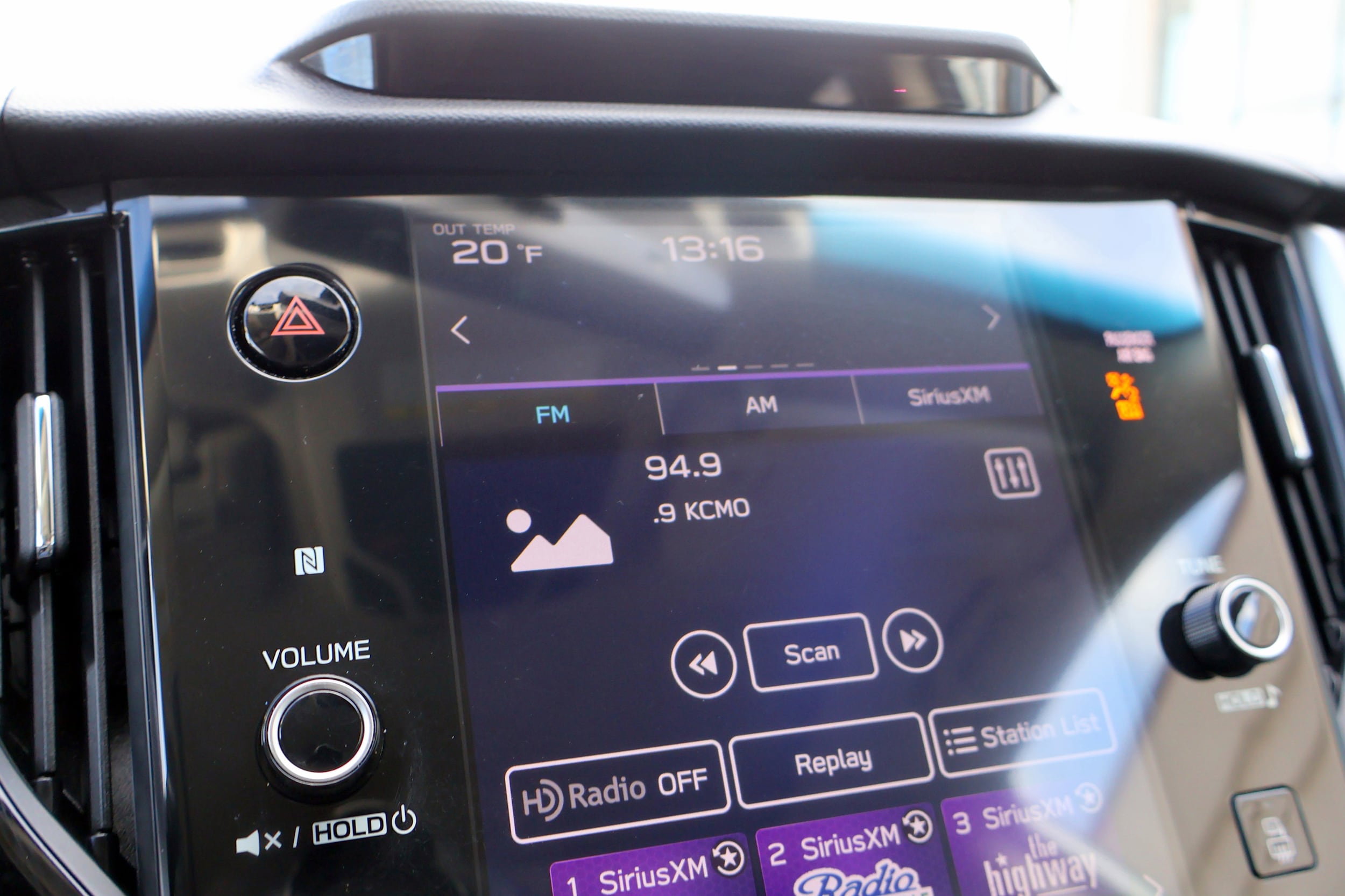 2022 Subaru Outback Limited - Photo 23