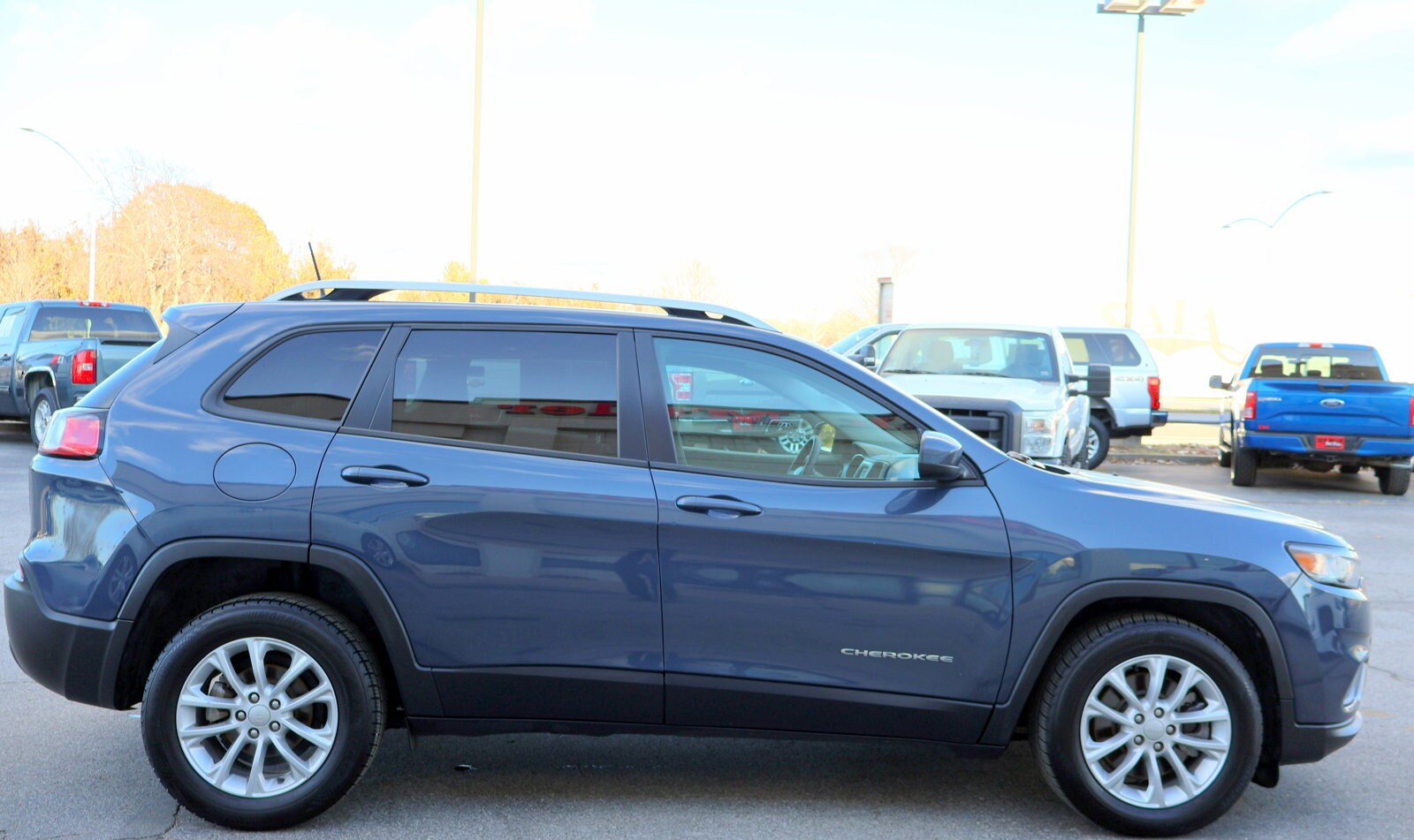 2020 Jeep Cherokee Latitude photo 4