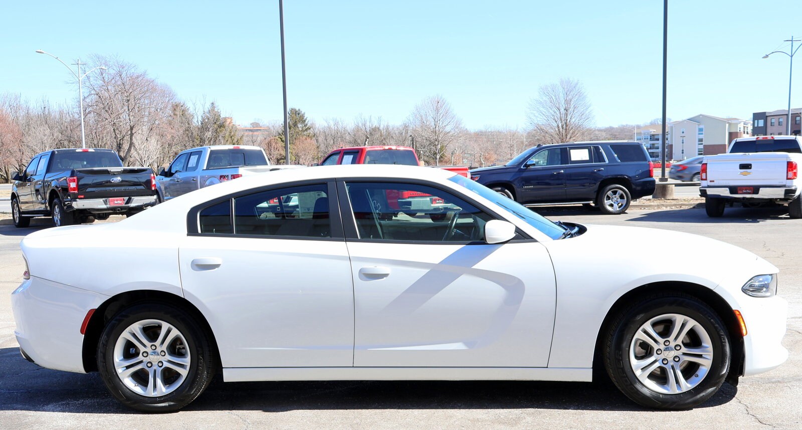 2022 Dodge Charger SXT photo 4