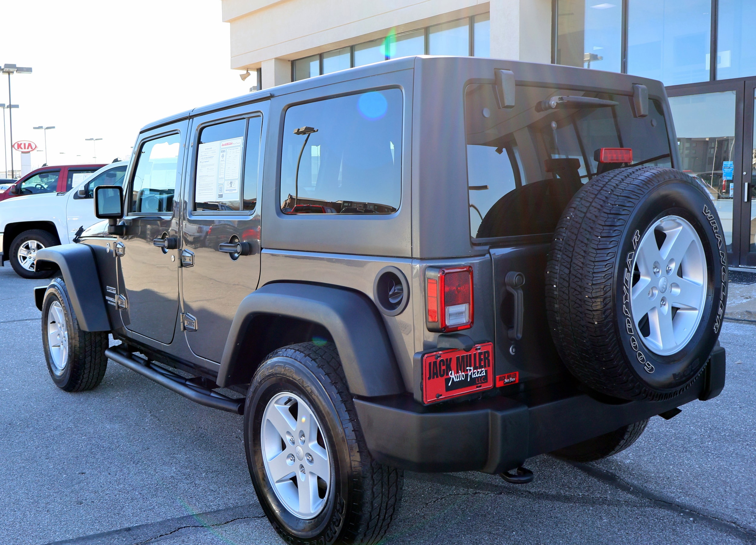 2017 Jeep Wrangler Unlimited Sport S - Photo 7