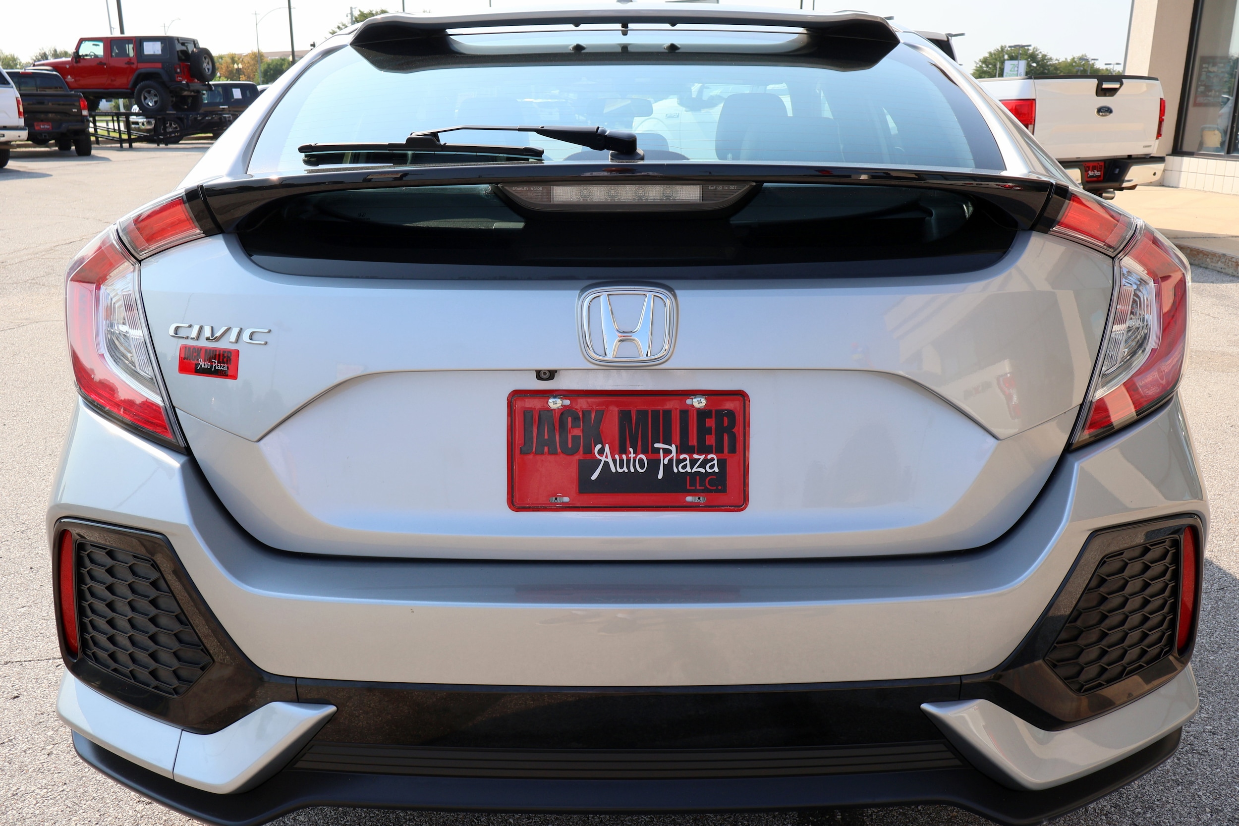 2019 Honda Civic Hatchback EX - Photo 6