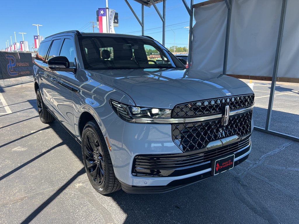 2025 Lincoln Navigator Reserve L's photo