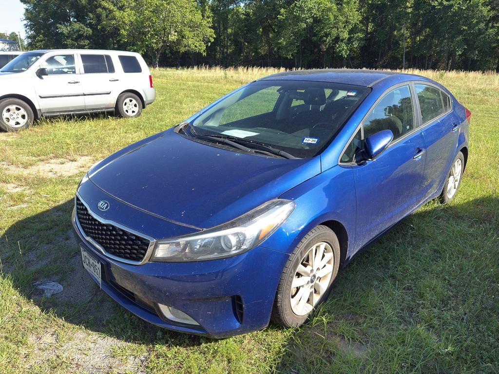 2017 Kia Forte S AT's photo