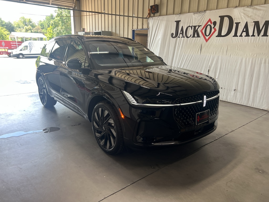 2025 Lincoln Nautilus Reserve's photo