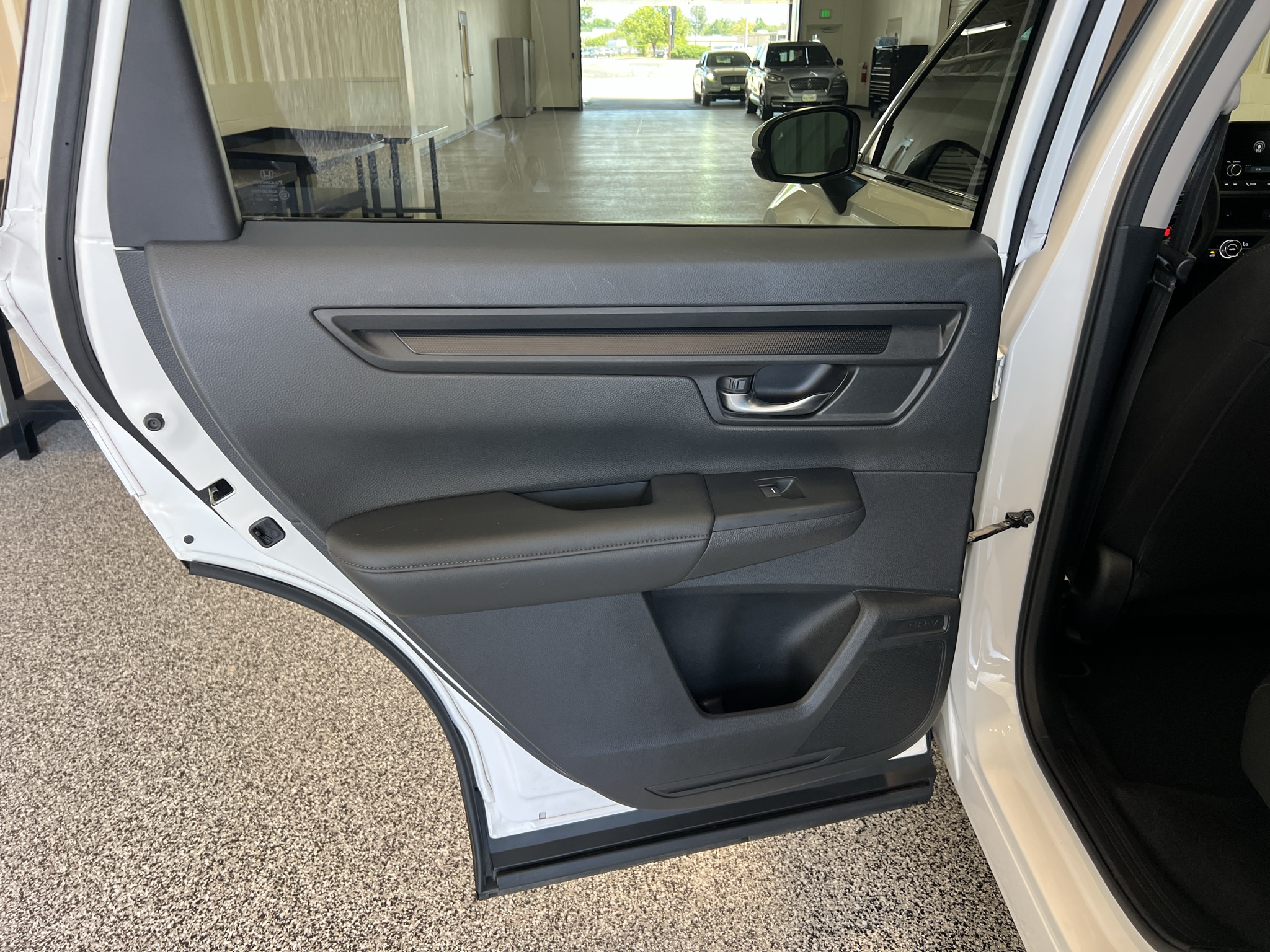 2024 Honda CR-V EX - Photo 23