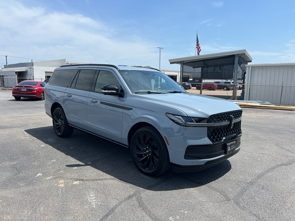 New 2027 Lincoln Navigator Reserve L