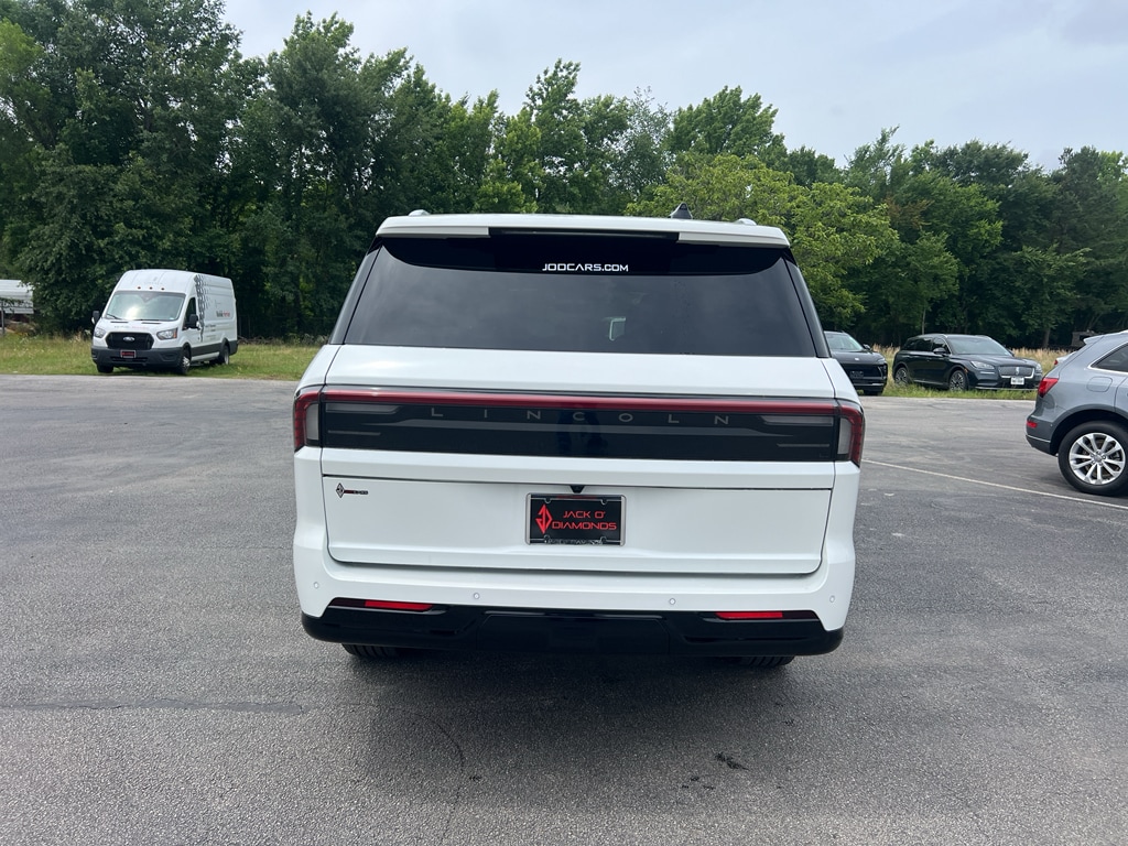 2026 Lincoln Navigator Reserve L - Photo 5