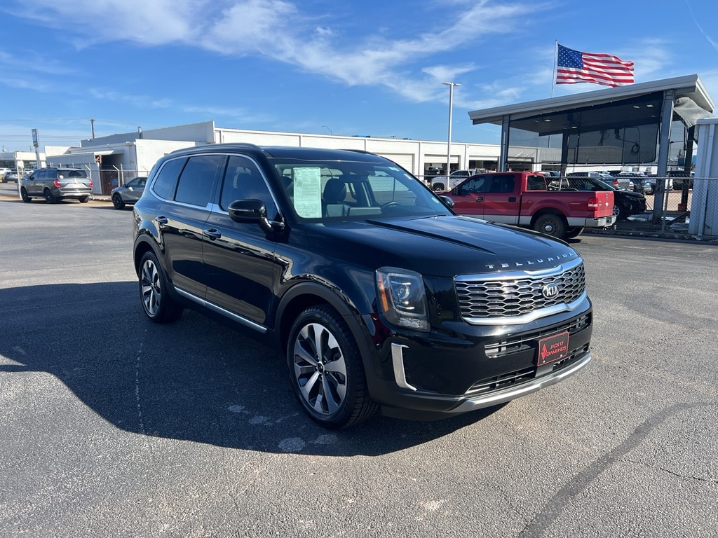 2020 Kia Telluride S's photo