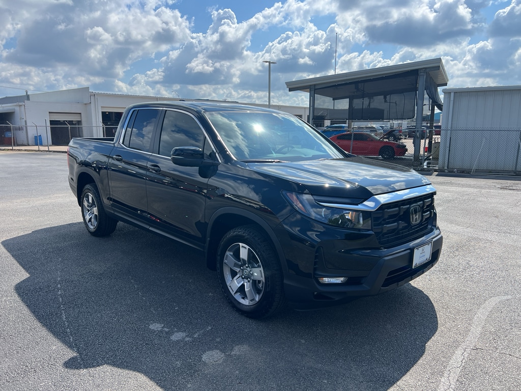 2026 Honda Ridgeline RTL AWD's photo