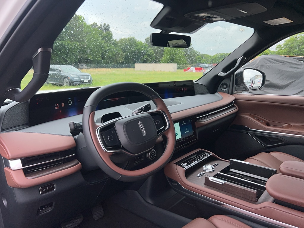 2026 Lincoln Navigator Reserve L - Photo 8