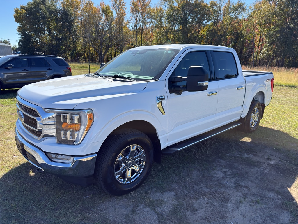 2022 Ford F-150 XLT's photo