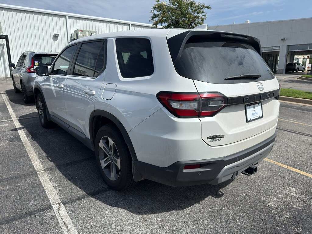 Certified 2025 Honda Pilot EX-L Sport Utility