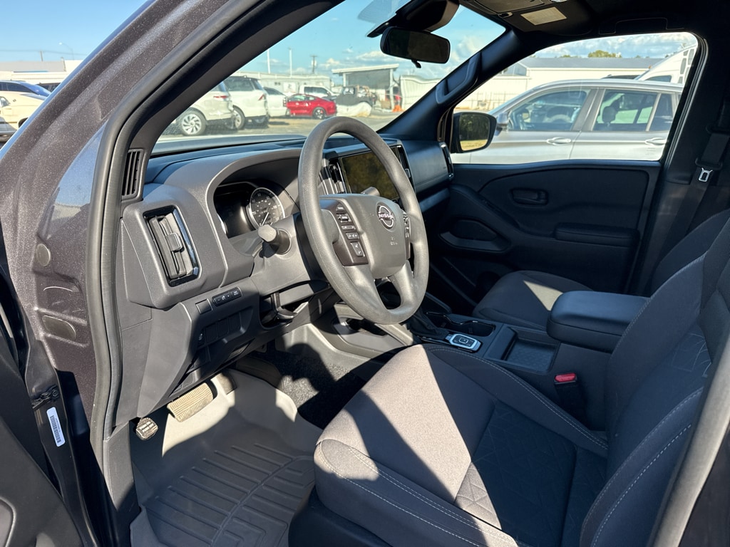 Used 2026 Nissan Frontier SV Crew Cab