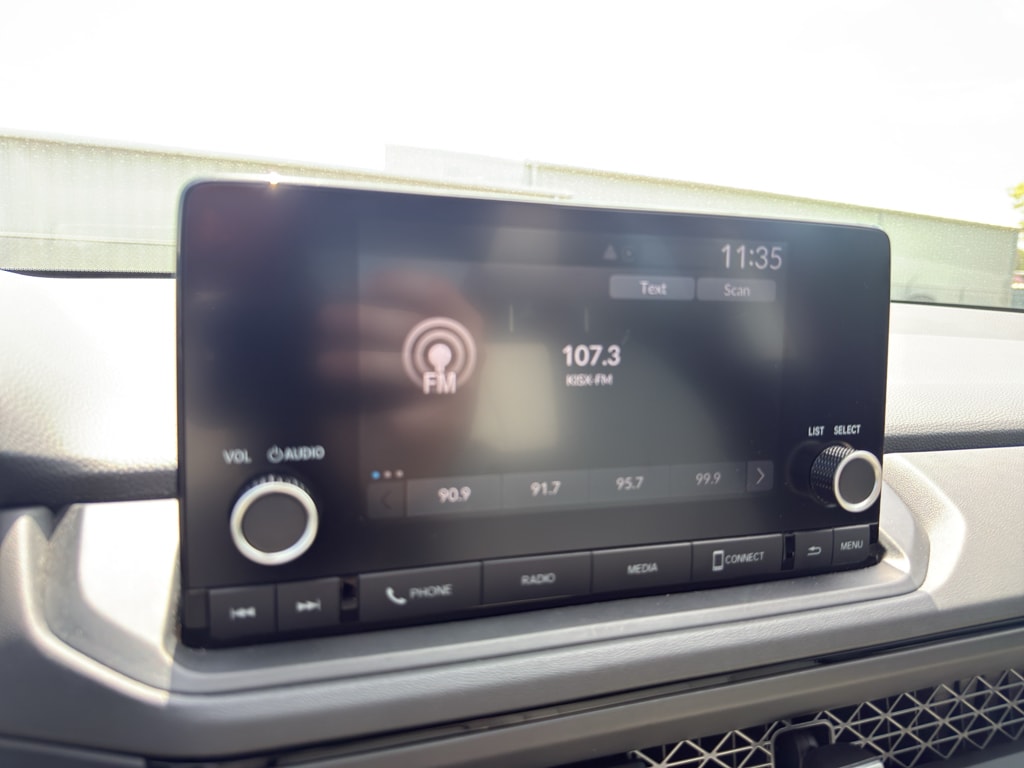 2025 Honda Accord SE - Photo 18