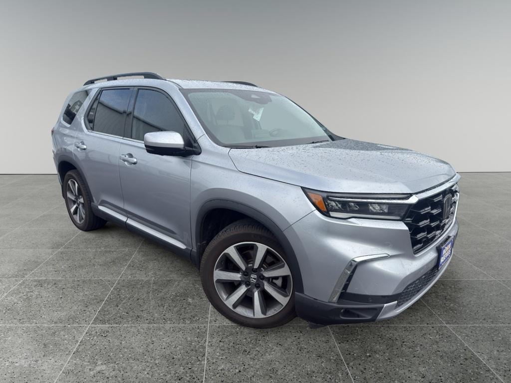 2023 Honda Pilot Elite AWD's photo