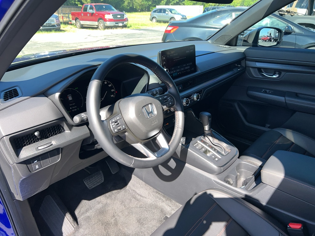 2025 Honda CR-V Sport-L - Photo 13