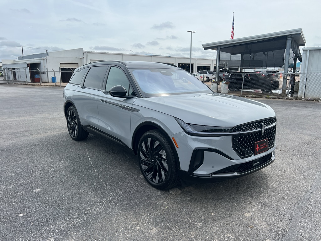 2026 Lincoln Nautilus Reserve AWD's photo