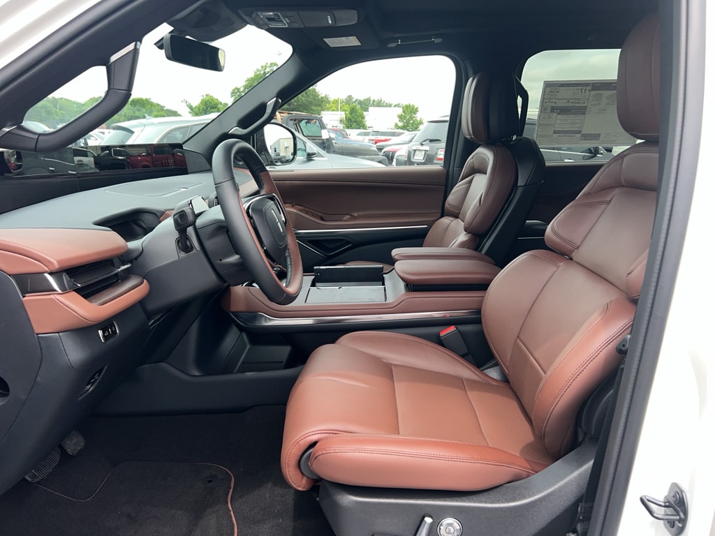 2026 Lincoln Navigator Reserve L - Photo 9