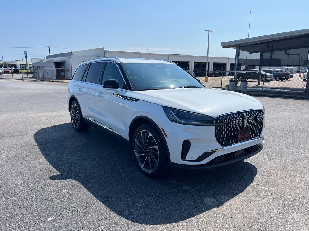 2026 Lincoln Aviator Reserve RWD's photo