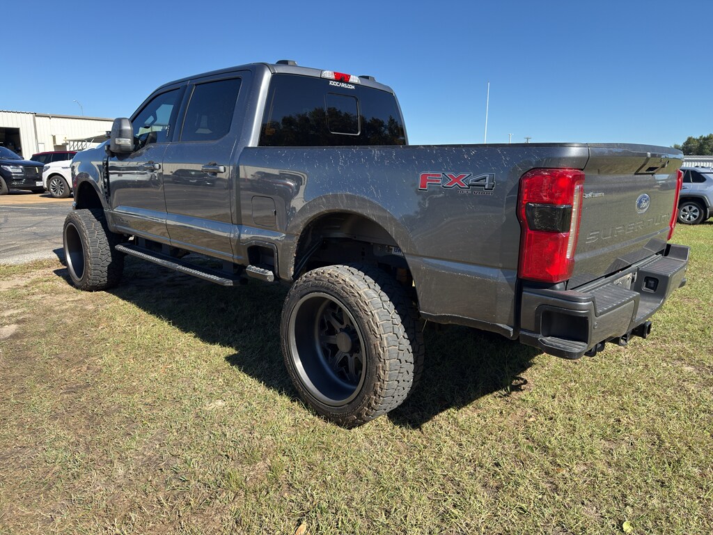Used 2023 Ford F-250 Lariat Crew Cab