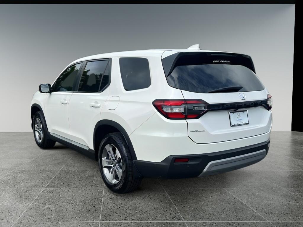Certified 2025 Honda Pilot EX-L Sport Utility