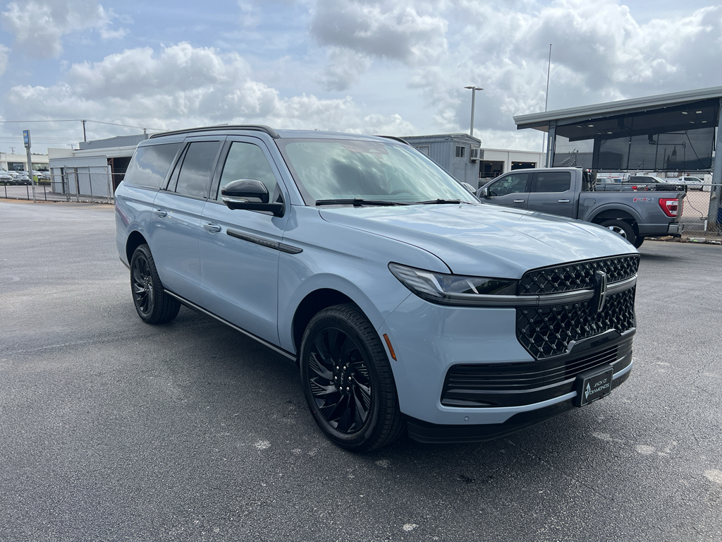 2027 Lincoln Navigator Reserve L SUV