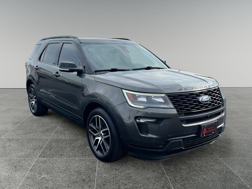 2018 Ford Explorer Sport's photo