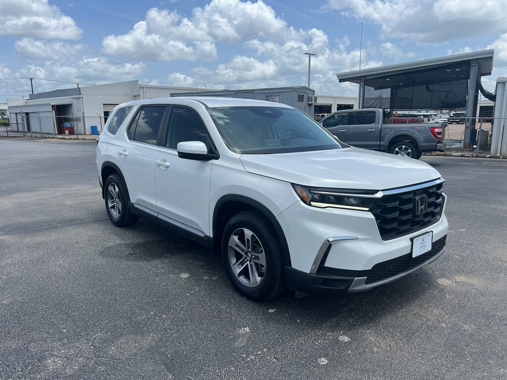 Certified 2025 Honda Pilot EX-L Sport Utility