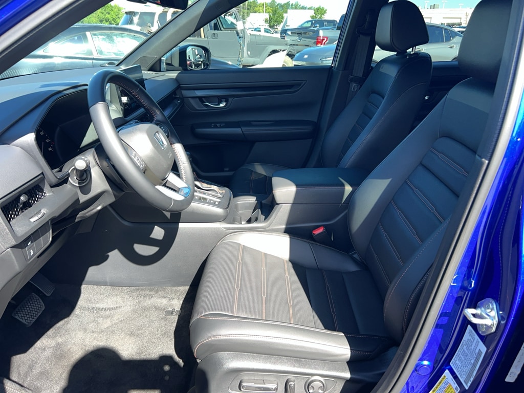 2025 Honda CR-V Sport-L - Photo 14