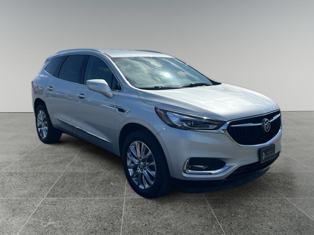 2020 Buick Enclave Essence's photo