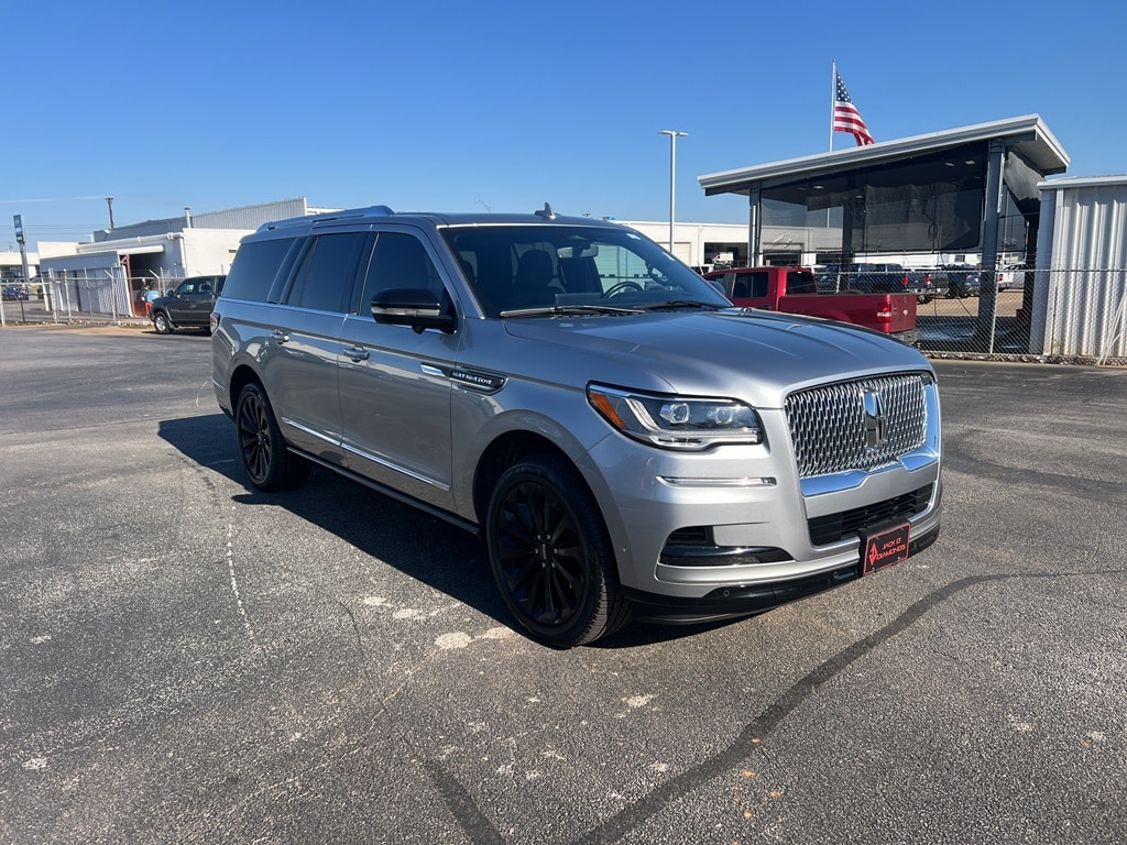 2024 Lincoln Navigator Reserve L's photo
