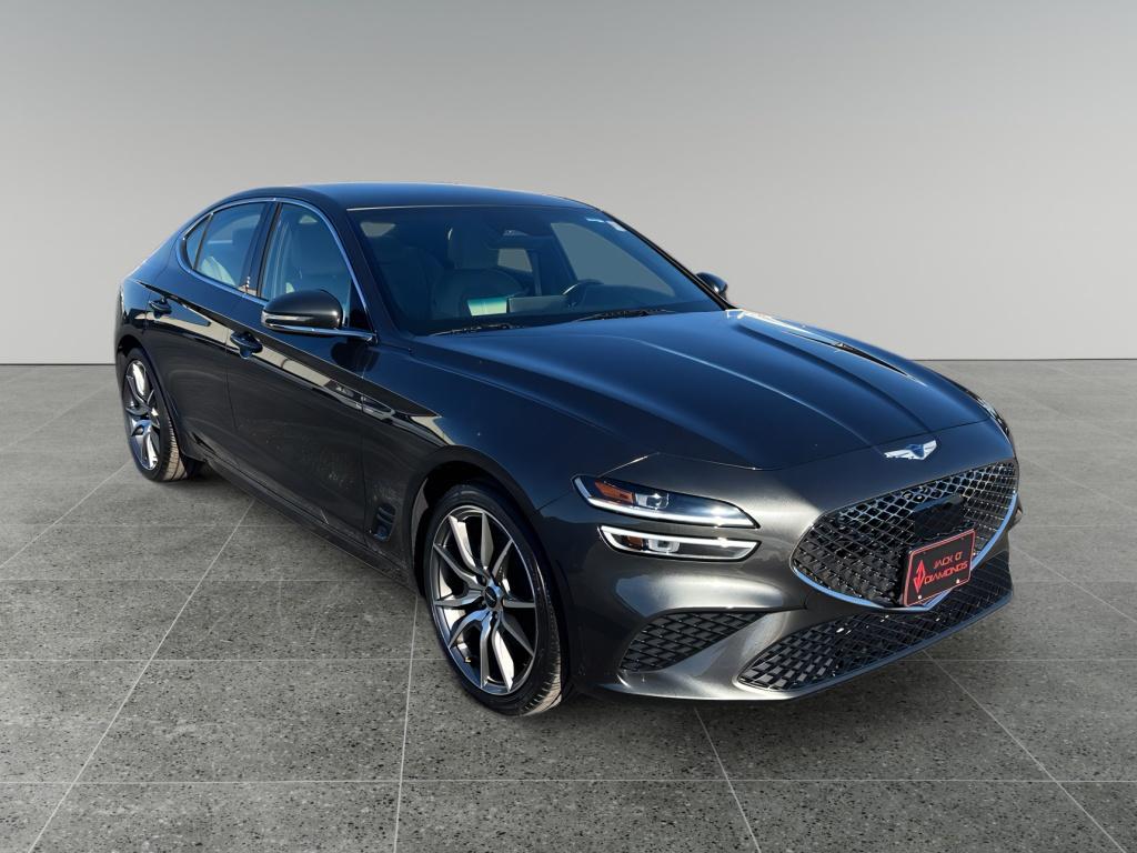 2023 GENESIS G70 Standard's photo