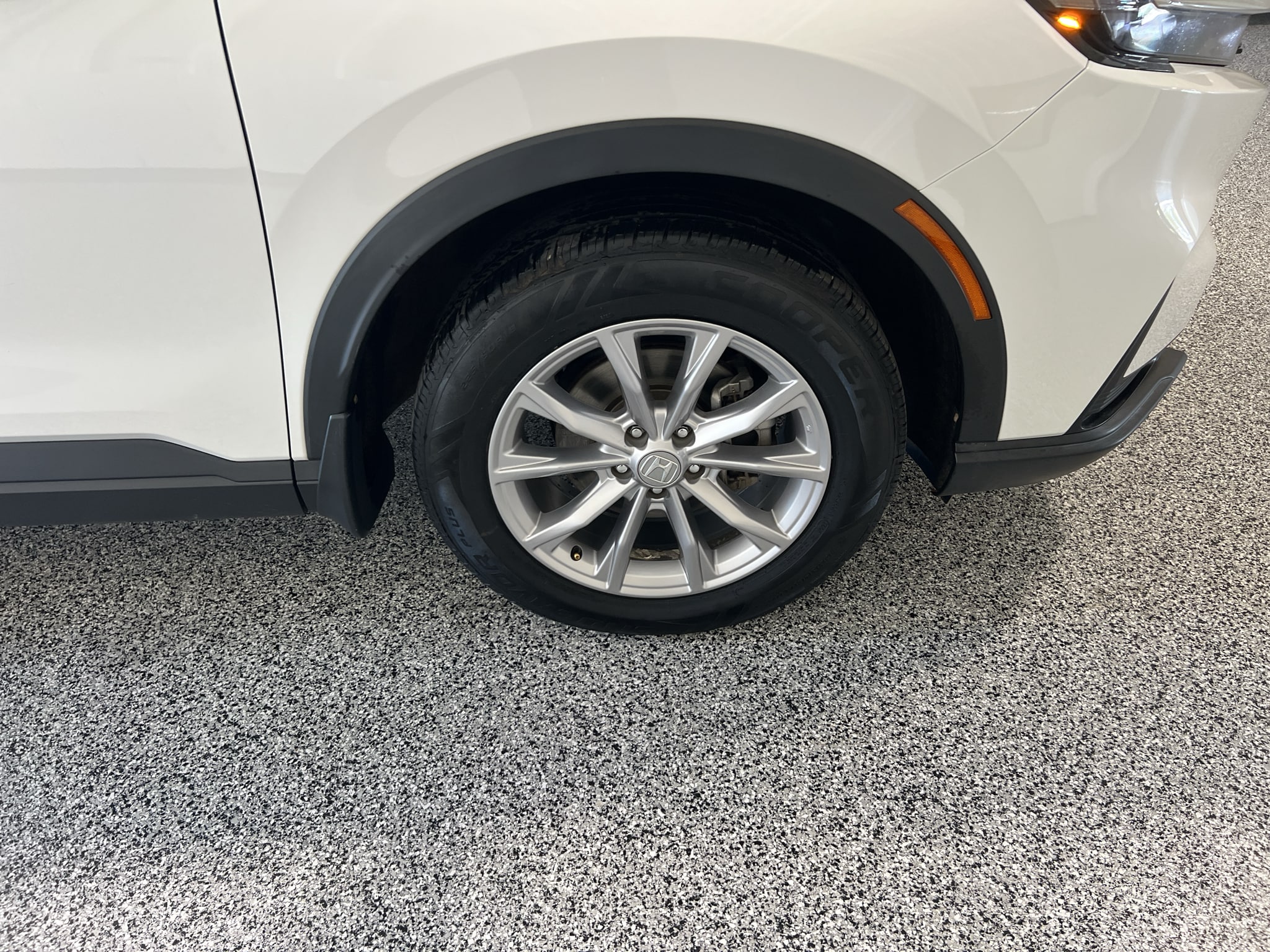2024 Honda CR-V EX - Photo 11
