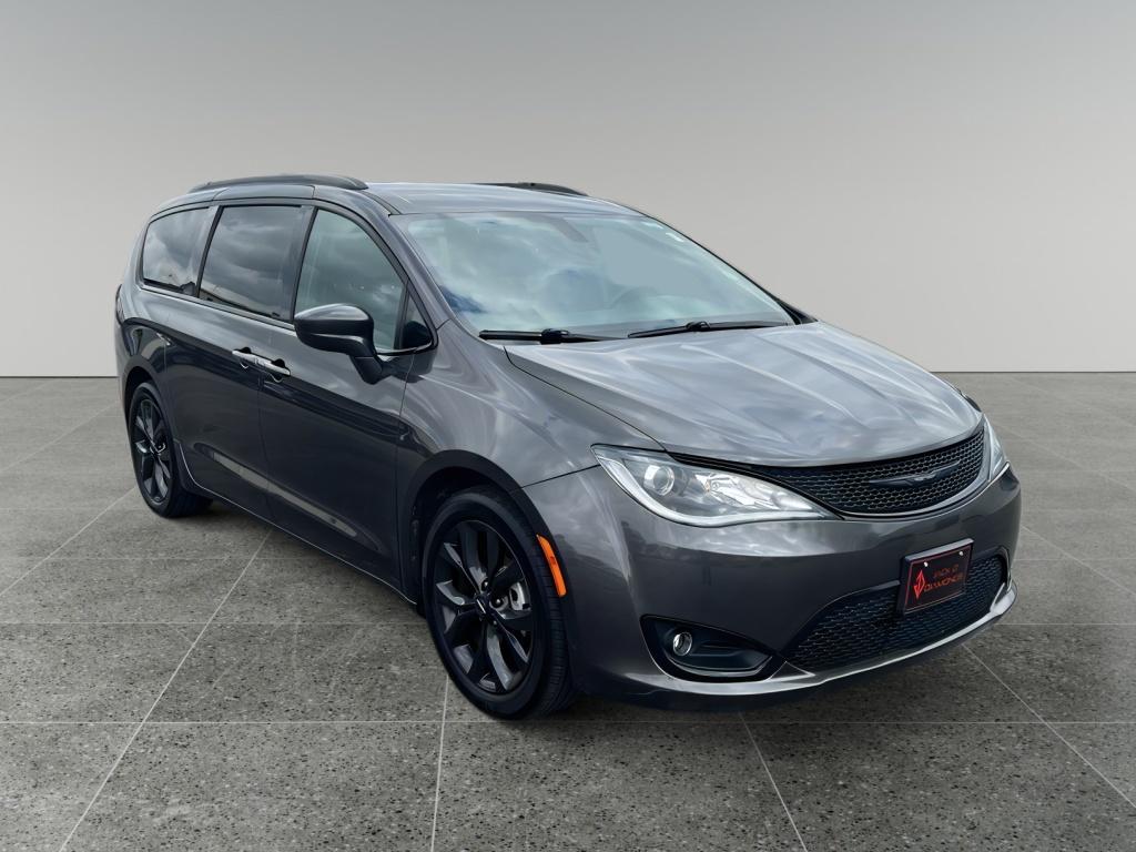 2019 Chrysler Pacifica Touring Plus