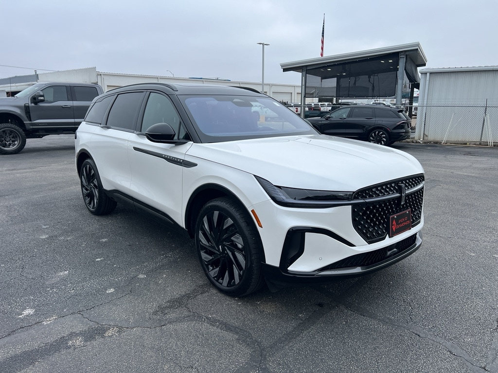 2026 Lincoln Nautilus Reserve's photo