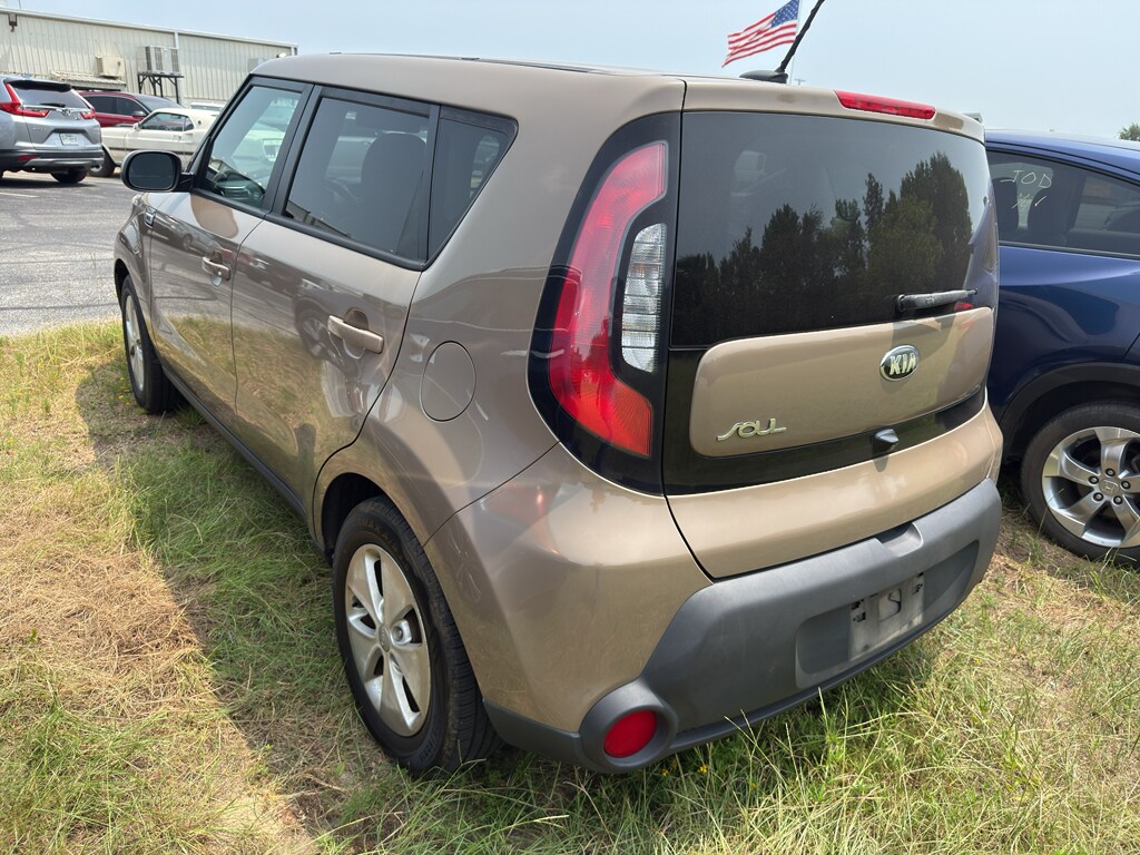 Used 2016 Kia Soul Base Hatchback