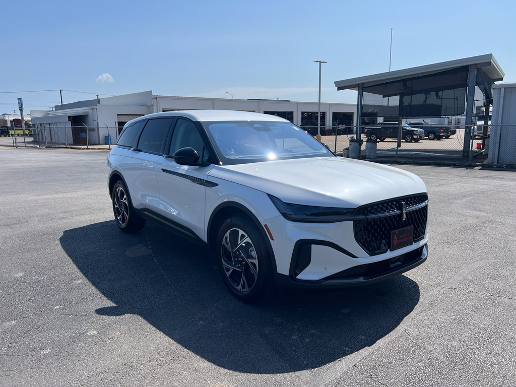 2026 Lincoln Nautilus Premiere AWD's photo