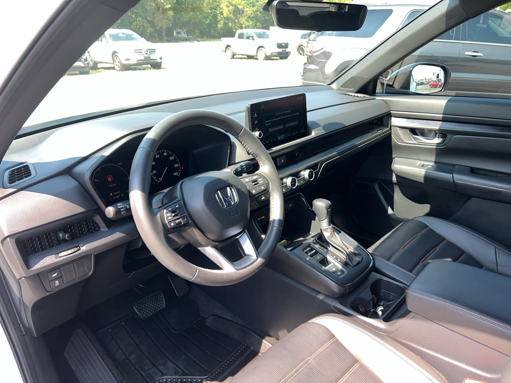 2025 Honda CR-V Sport-L - Photo 14