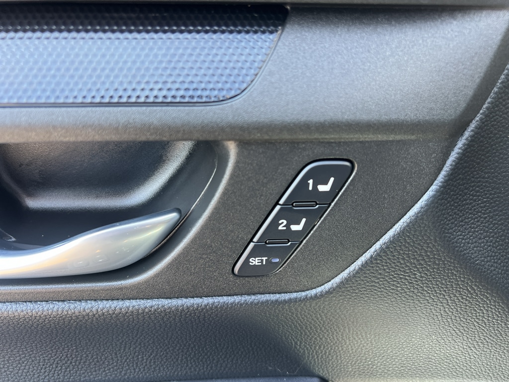 2025 Honda CR-V Sport-L - Photo 23