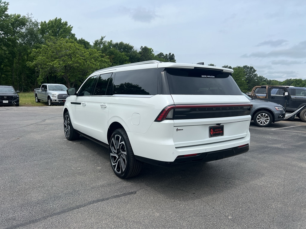 2026 Lincoln Navigator Reserve L - Photo 4