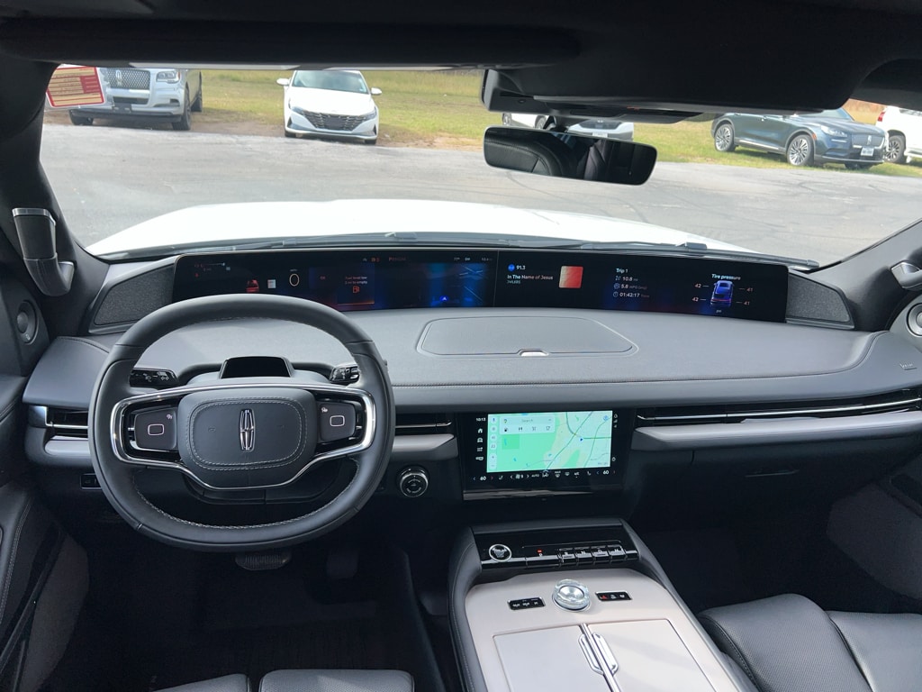 2025 Lincoln Navigator Reserve L - Photo 16