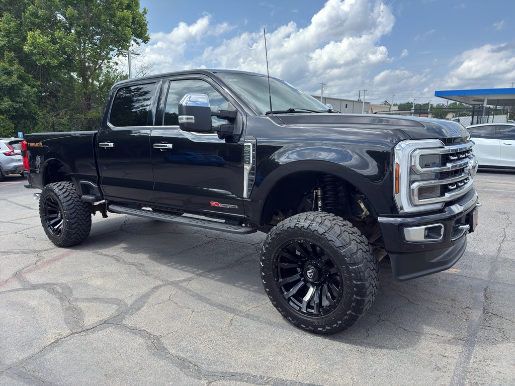 2024 Ford F-250 Platinum 4x4 Crew Cab 8' Box's photo