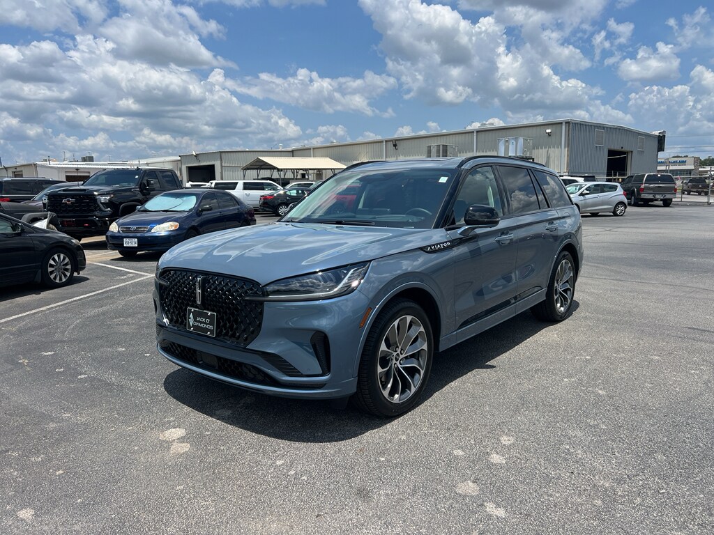 New 2026 Lincoln Aviator Premiere® SUV
