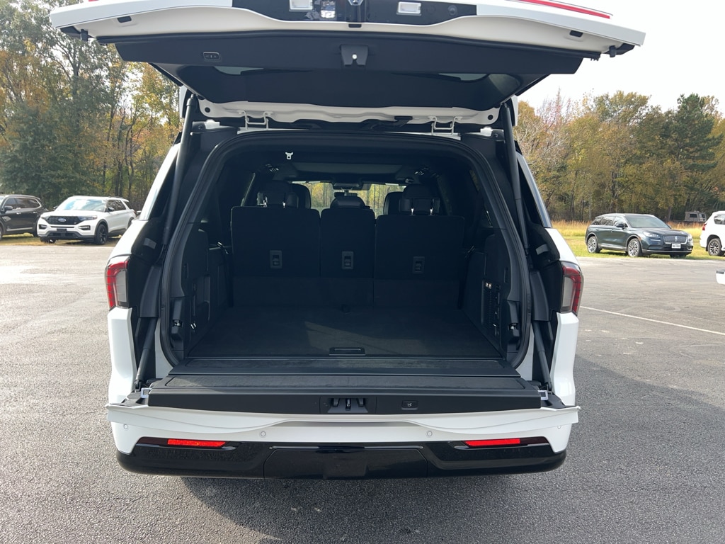 2025 Lincoln Navigator Reserve L - Photo 17