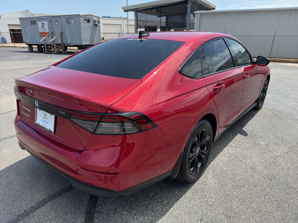 2025 Honda Accord SE - Photo 8